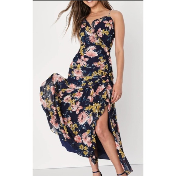 NWT Lulu's Stunning Soiree Navy Blue Floral Print Ruched Midi‎ Dress Lined Large - Picture 2 of 10